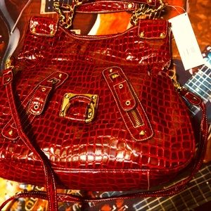 🌺NWT Cute Burgundy/Red Rossetti Shoulder Purse